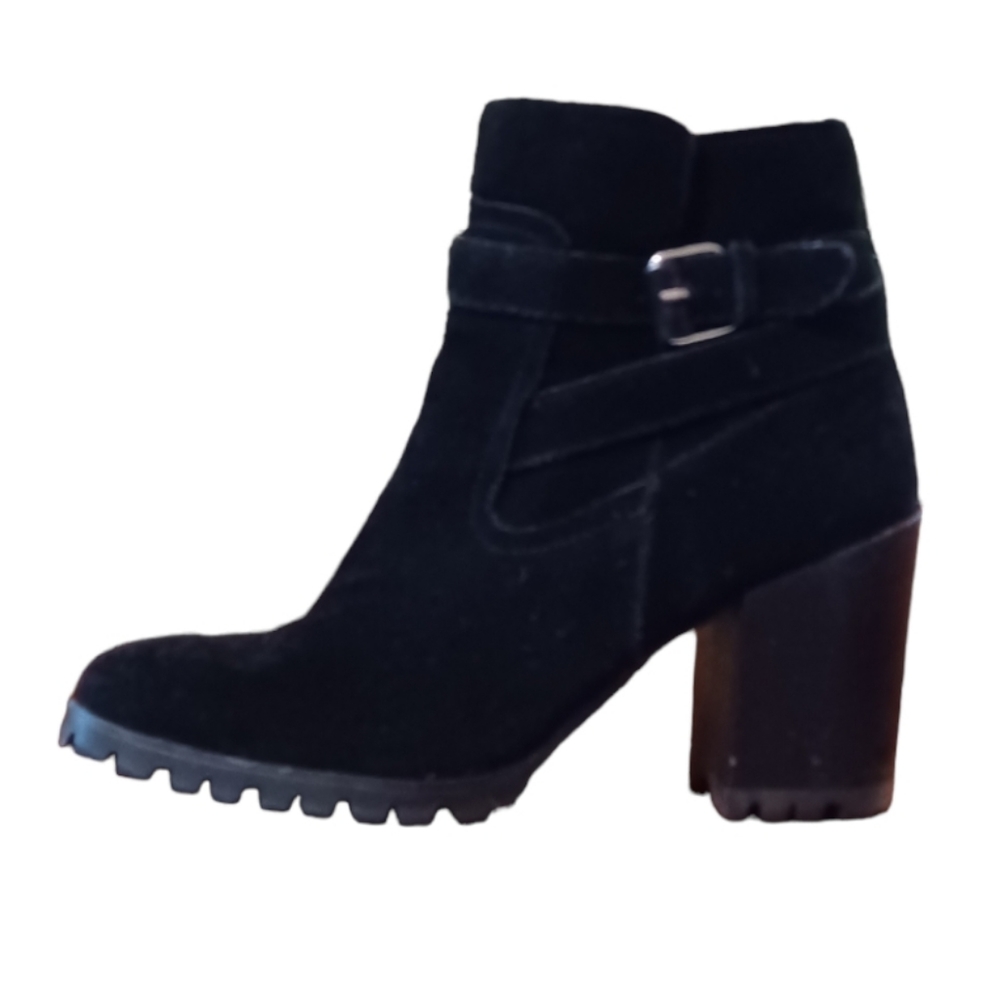 STEVEN by Steve Madden ISRA Black Suede Boot  ** SZ 8